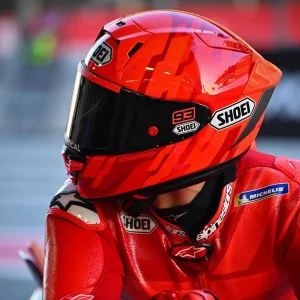 • หมวกกันน็อค/HELMET