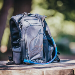 • กระเป๋า/HYDRO PACK